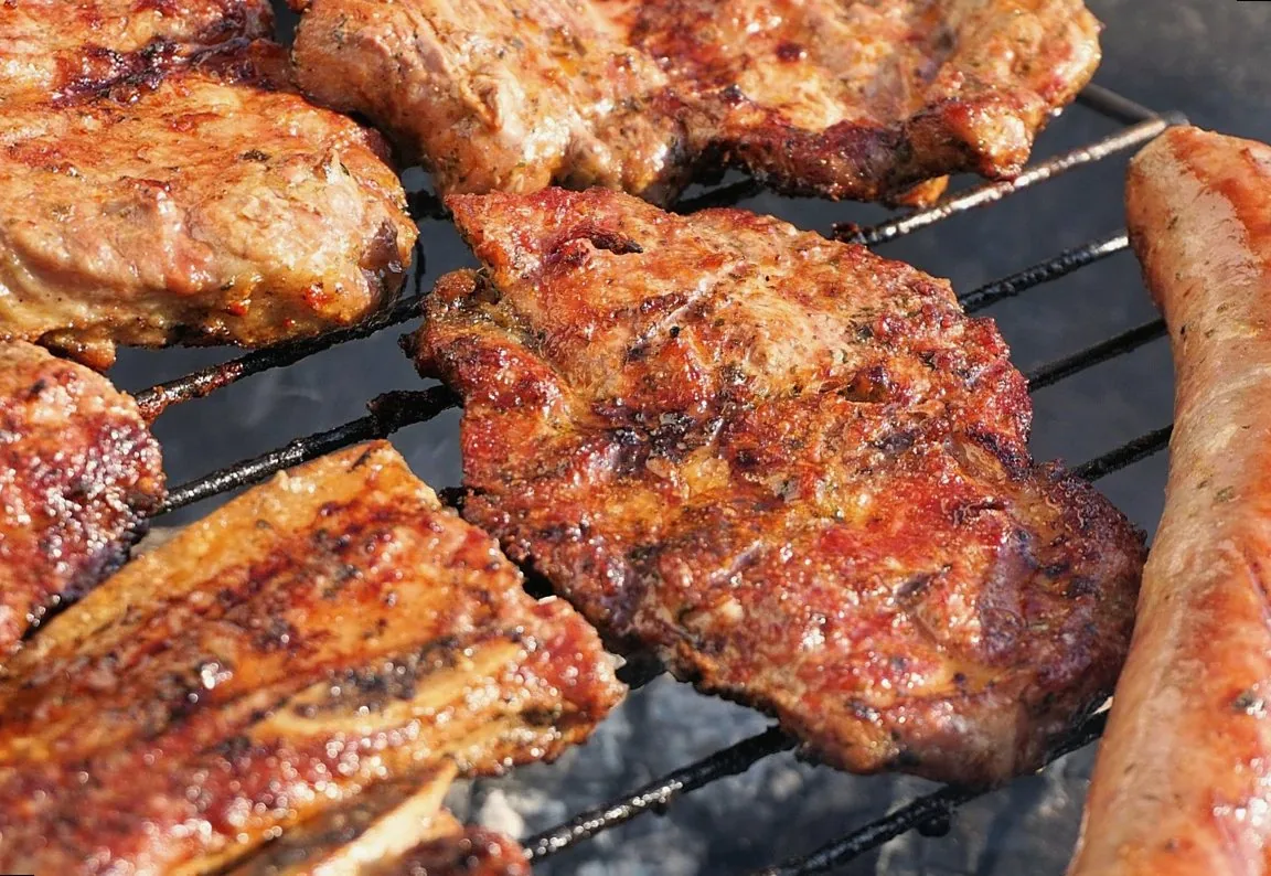grill, flesh, grilling, grilled, summer, grilled meats, steak, grilled food, hot dog, nature, tasty, bratwurst, sausages